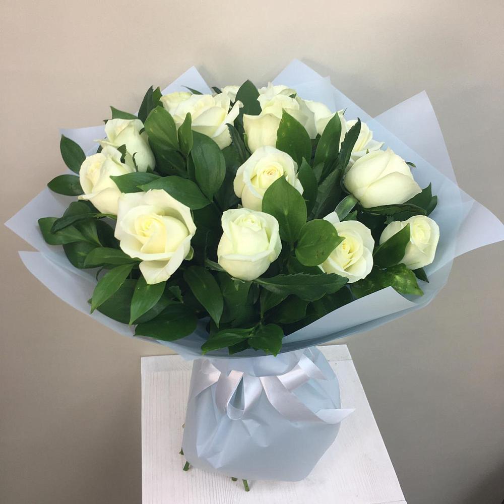 Букет 15 Белых роз Проуд в Иншинский