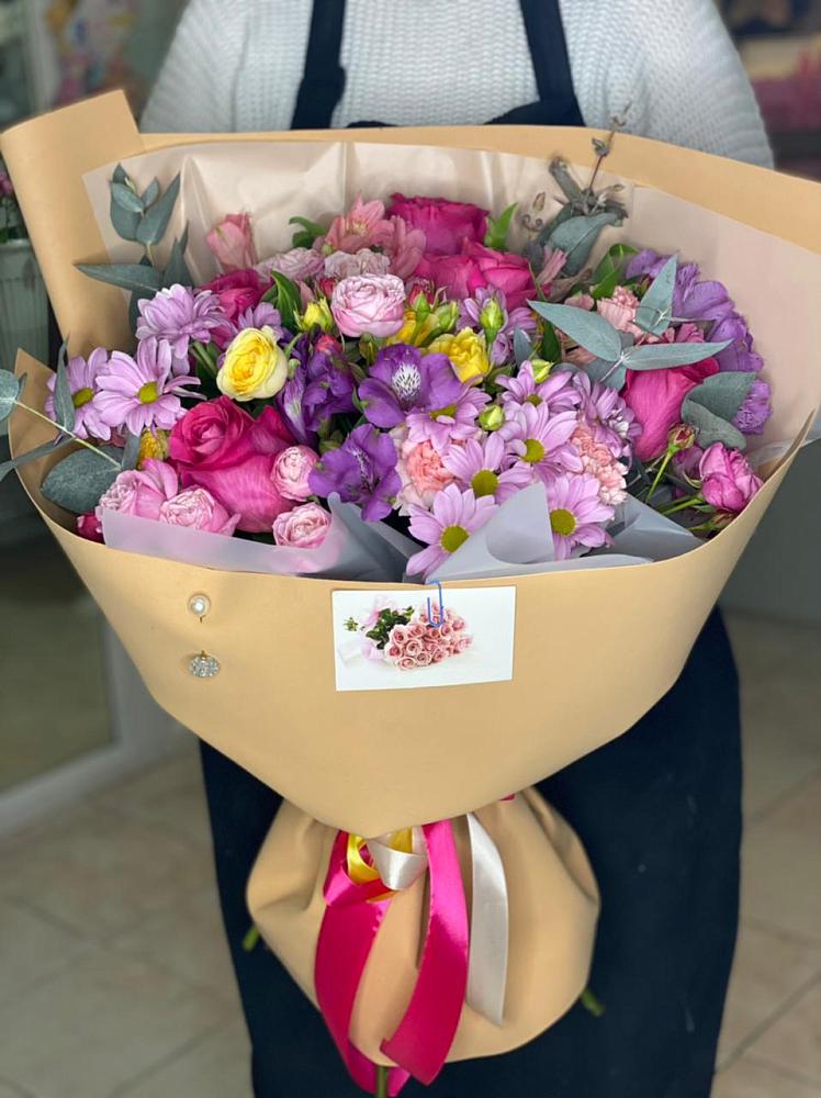 Букет цветов из: Хризантемы, Гвоздики и Альстромерии в Иншинский