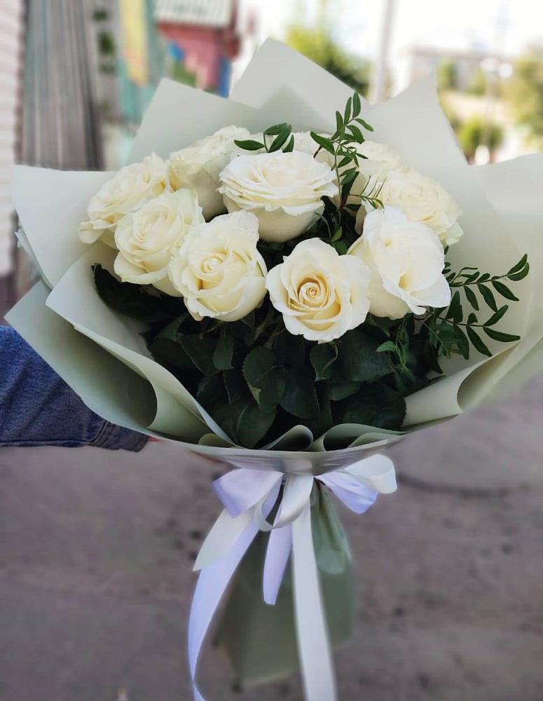 Букет Белые розы Проуд в Иншинский