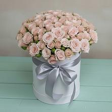 Цветочная композиция из Розы в шляпной коробке в Иншинский