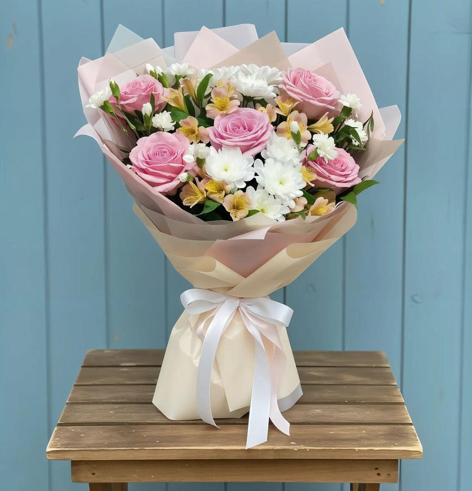 Букет цветов из: Гвоздики, Орхидеи и Розы в Иншинский