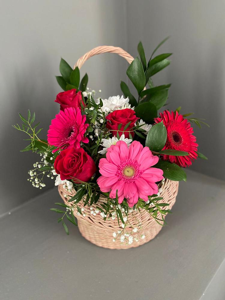 Цветочная композиция из Розы, Хризантемы и Герберы в корзине в Иншинский