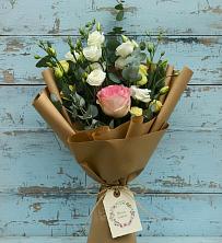 Букет цветов из:  Розы и Лизиантусы в Иншинский